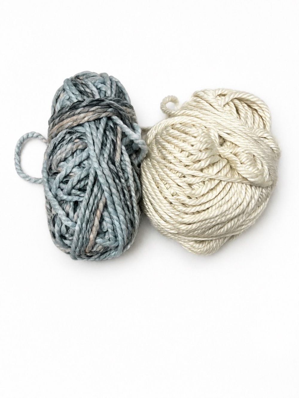 Lion Brand Chunky Yarn Lot – Blue/Gray & Ivory – Partial Skeins